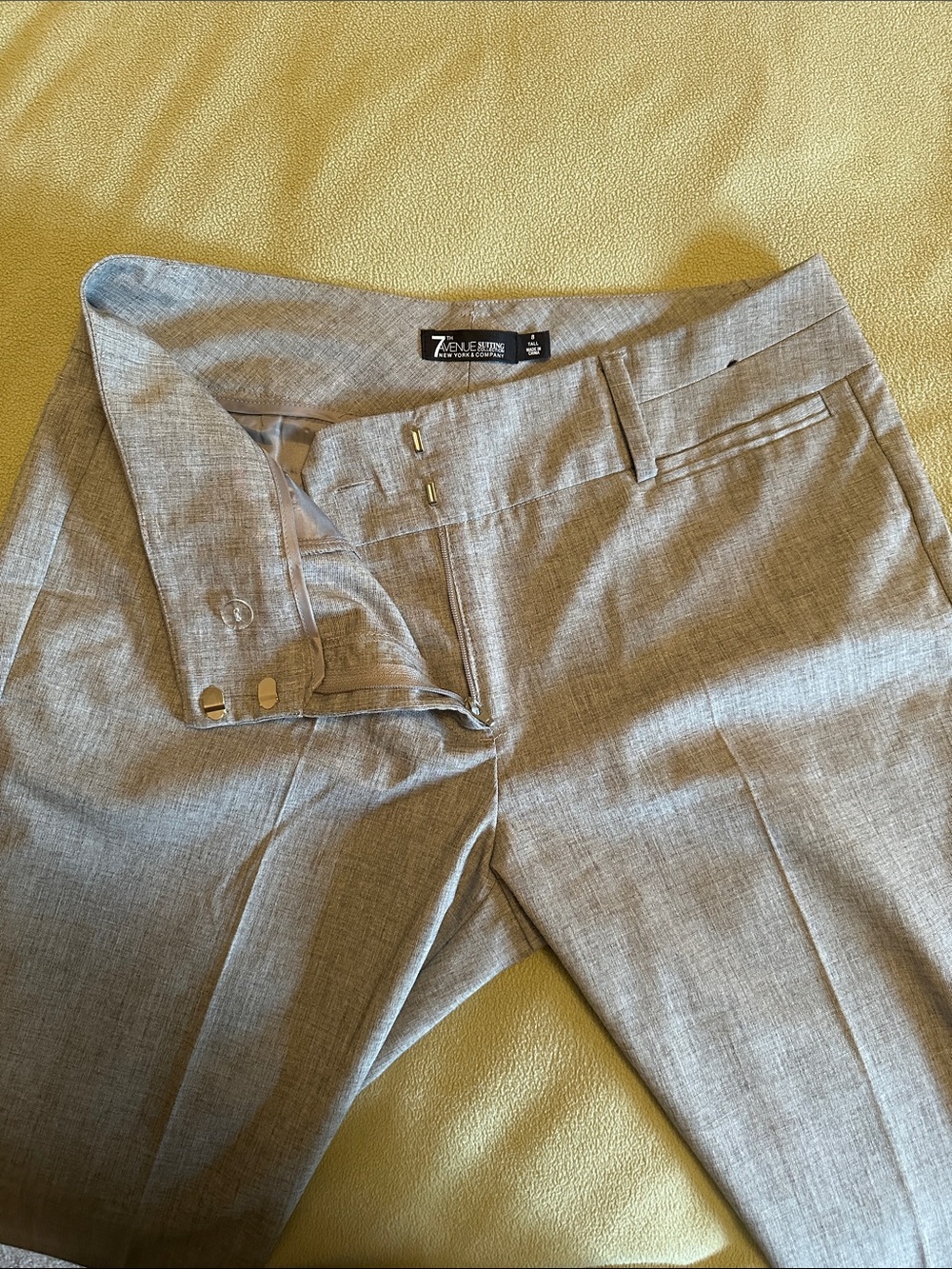 New York & Company Light Gray Women's Dress Pants - Picture 2 of 3
